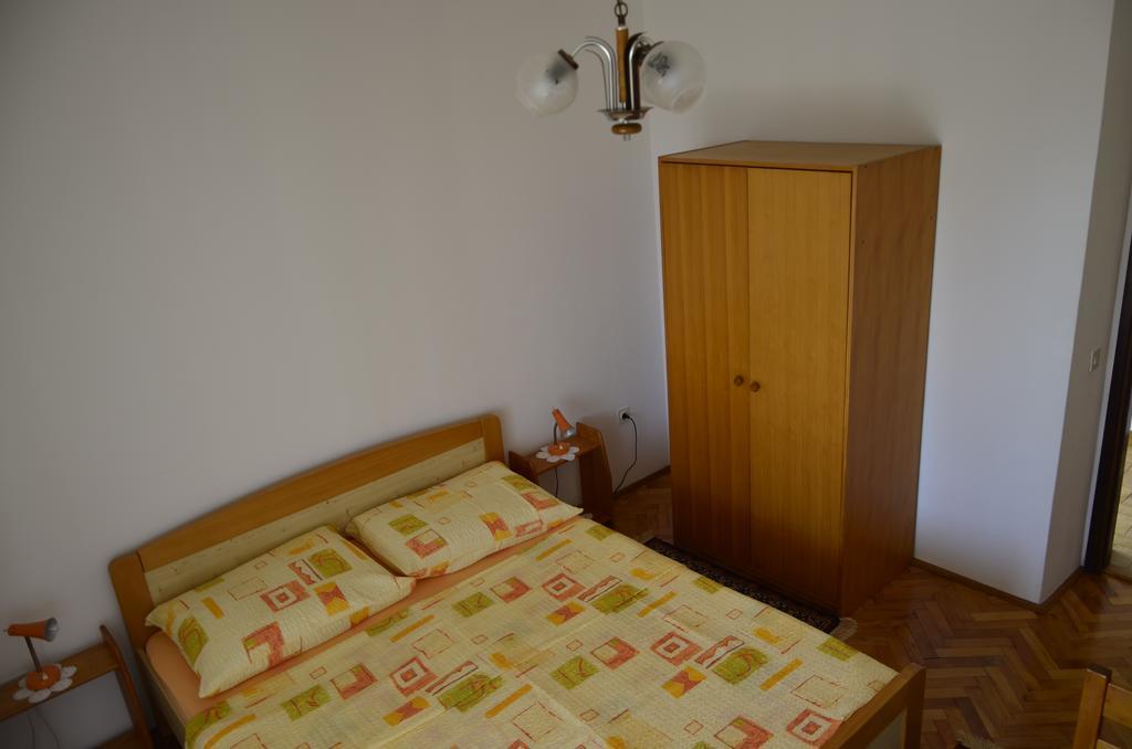 Apartment Anton Pinezići المظهر الخارجي الصورة