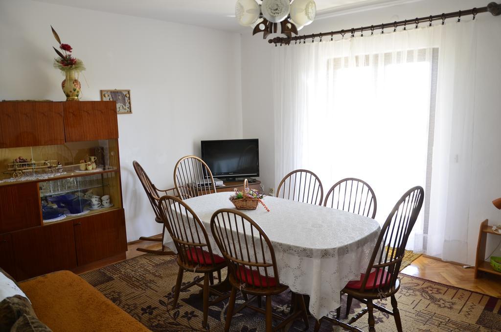 Apartment Anton Pinezići المظهر الخارجي الصورة