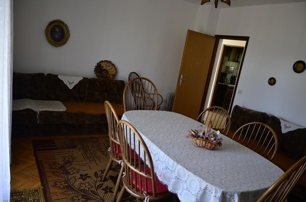 Apartment Anton Pinezići المظهر الخارجي الصورة